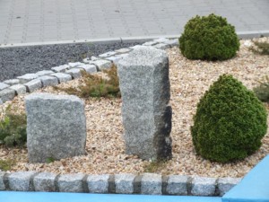 4 (2)